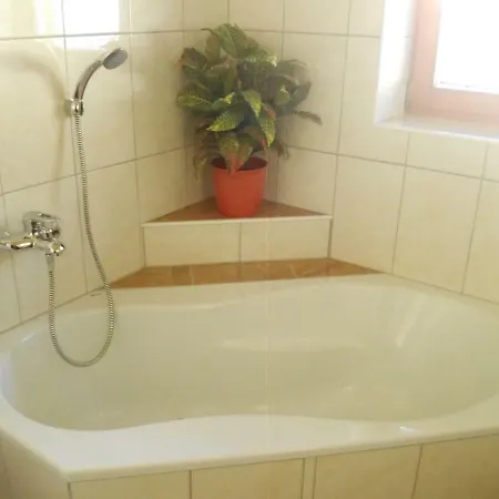 Hoerbiger Διαμέρισμα *